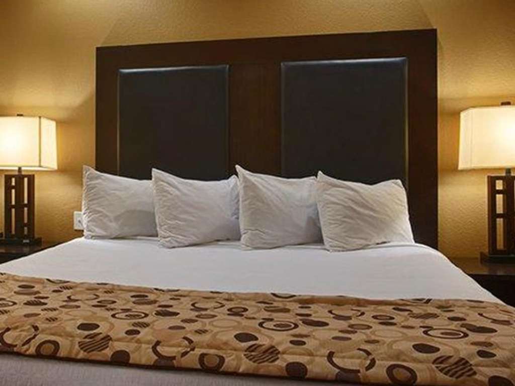Red Roof Inn & Suites 朗维尤 客房 照片
